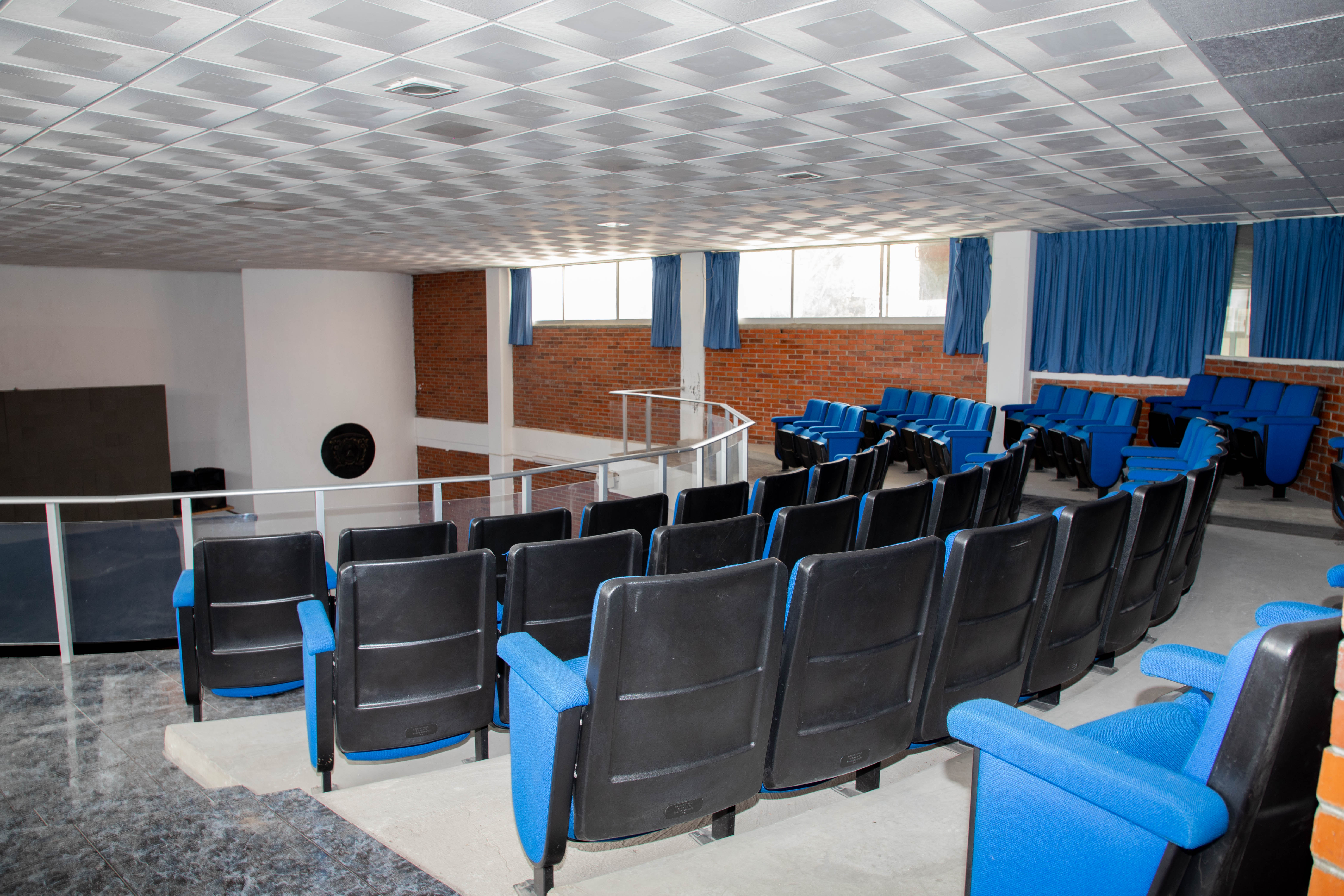 Auditorio mezanine 2